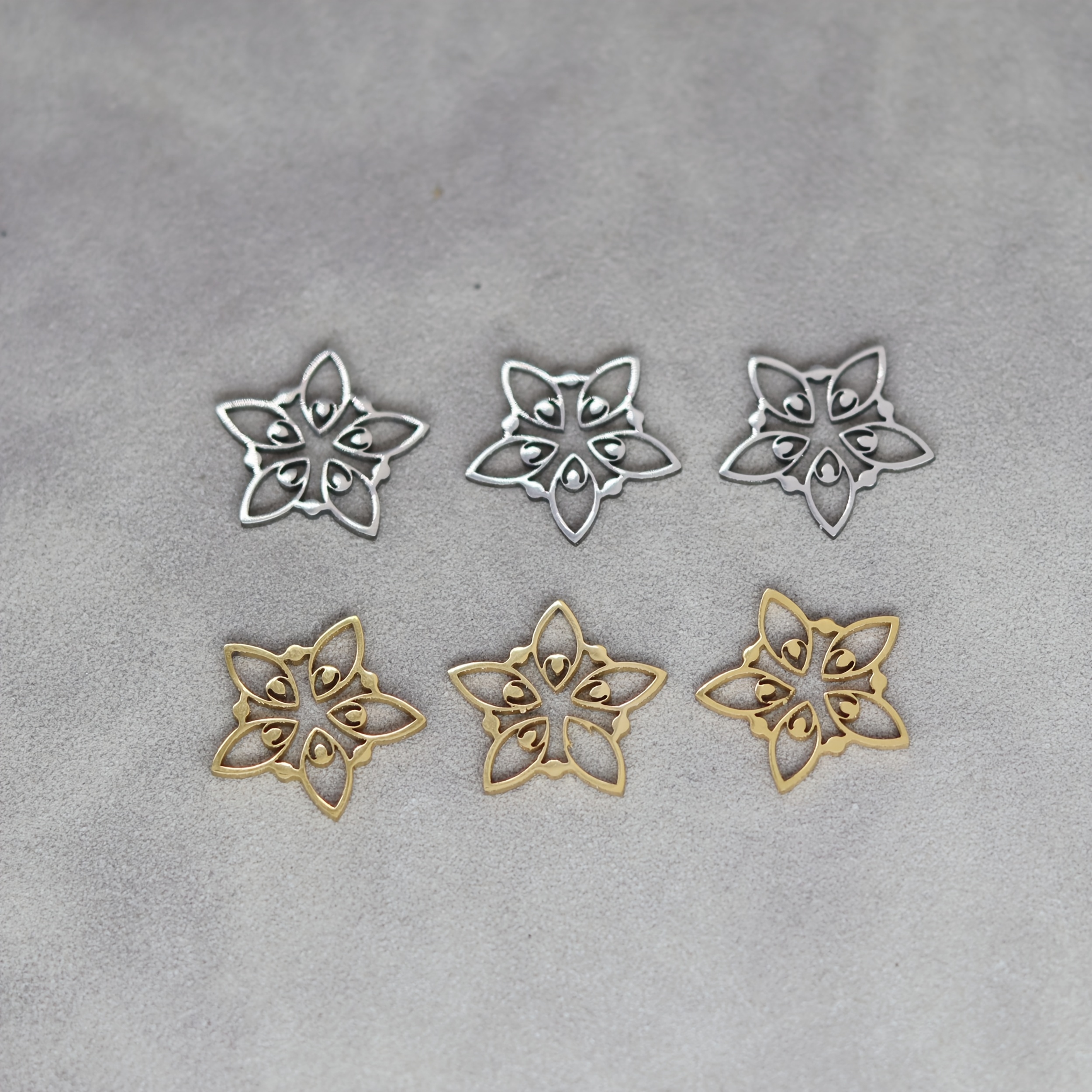 3pcs Stainless Steel Hollow Flower Minimalist Pendant Charms